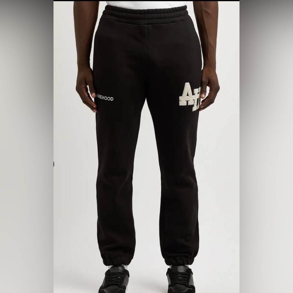Annie Hood Black College Logo Cotton Sweatpants-L